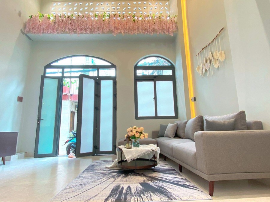 Bán Nhà Biệt Thự, Hẻm 4m DT 100M, Chỉ 8.9 Ty, Phan Văn Trị, Bình Thạnh