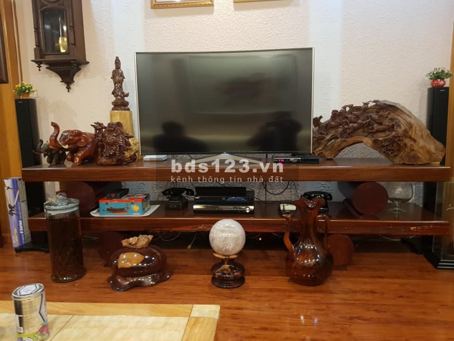 Ô tô đỗ cửa, ngõ thông, Tân Mai 46m2x5 tầng, giá 3.4 tỷ