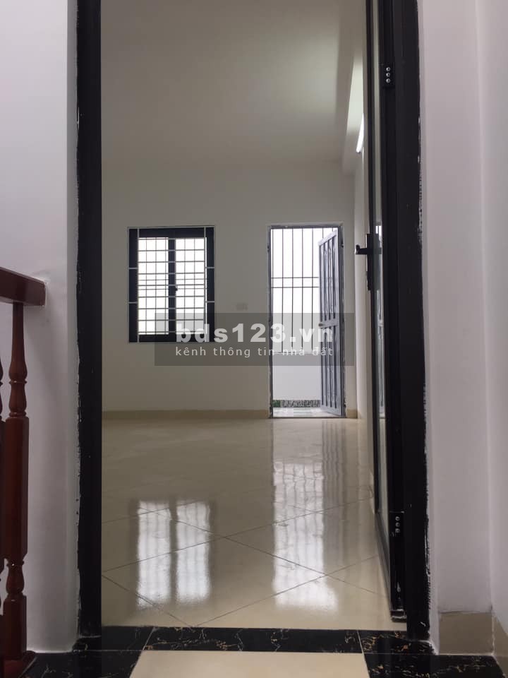 Bán nhà Phố Cổ Linh Cự Khối 35m2* 4T* 3.8MT 2.05 tỷ
