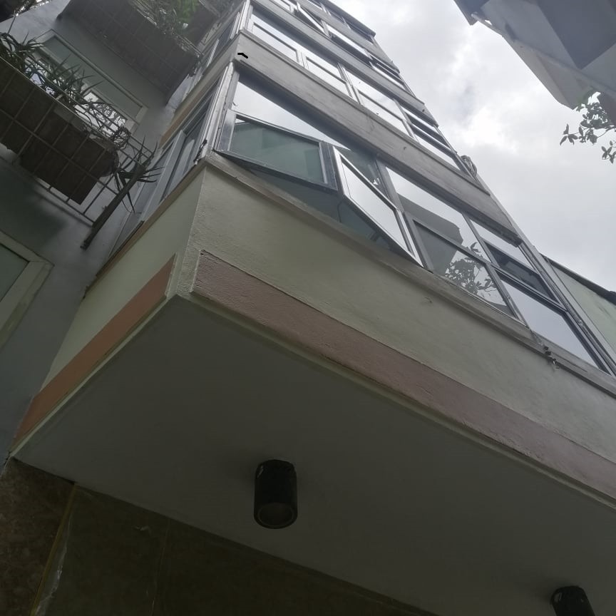 Thái Hà có 1 không 2 , kd 50m nhỉnh 5 tỉ mt 4m. 0352817810