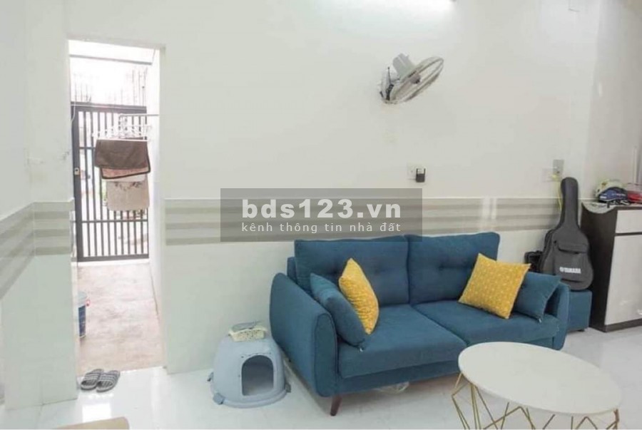 Nhà hiếm đường Lạc Long Quận, Quận Tan Bình, dt 63m2, chỉ 4.7 tỷ, thương lượng