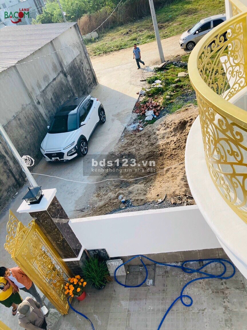 Bán nhà 1 trệt, 1 lầu phường Tân Hạn shr thổ cư, giá chỉ 2.65 tỷ