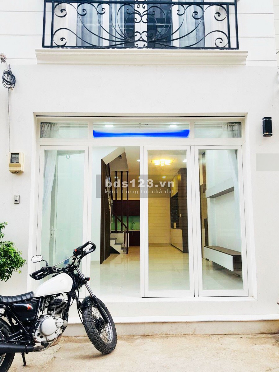 Bán nhà hẻm nhựa 8m, đường số 27, phường Tân Quy, Quận 7