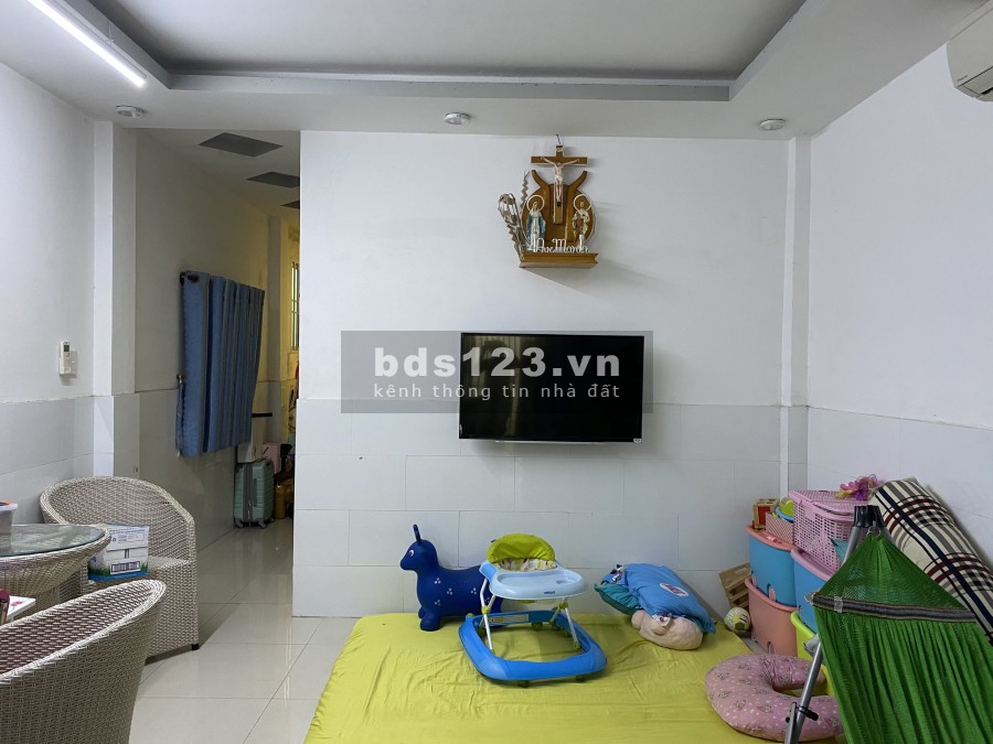 Nhà cấp 4 đường 160 Lã Xuân Oai. TP Thủ Đức
