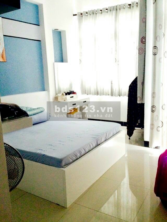 Nha Bán 1 Trệt 2 Lầu Nở Hậu ,Trần Văn Khánh, Q7