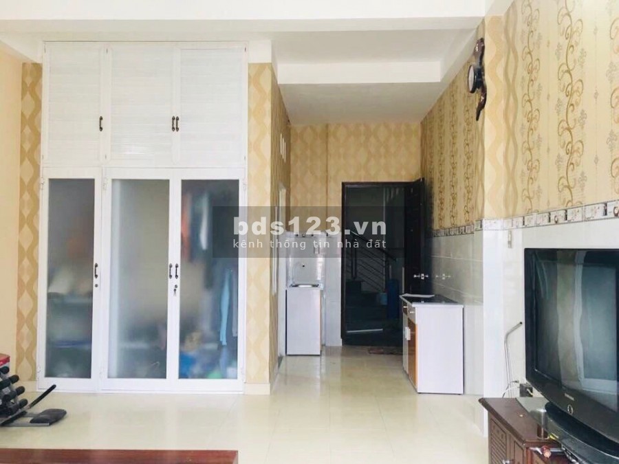 Mặt Tiền Quận 1 ngay Khu Phố Tây sầm uất, 74m2 chỉ 18 tỷ, đang cho thuê mùa Covid 3000$
