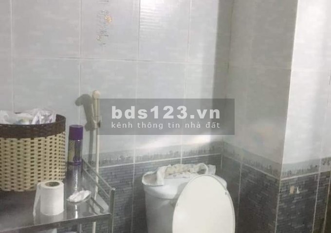 Bán nhà riêng Quận Bình Thạnh, Rất đẹp, 1 trệt 1 lầu, giá rẻ