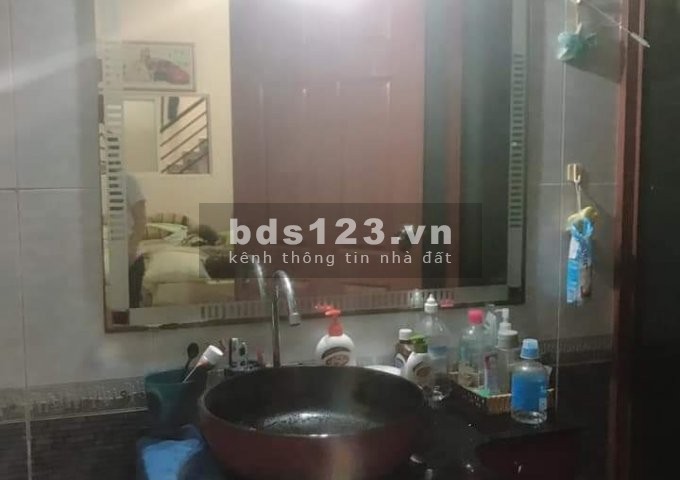Bán nhà riêng Quận Bình Thạnh, Rất đẹp, 1 trệt 1 lầu, giá rẻ
