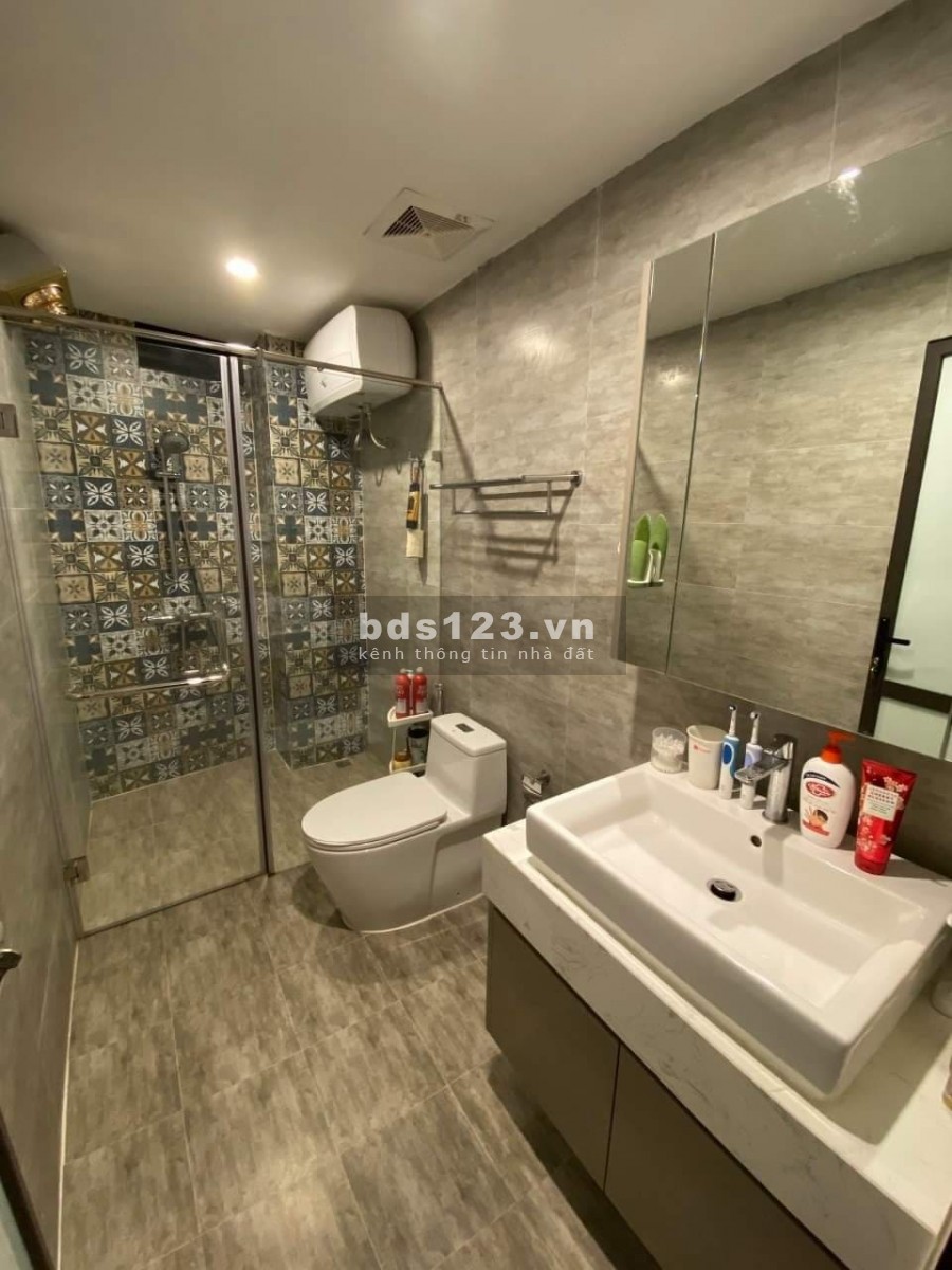Bán nhà Dương Văn Bé 30mx4T chắc chắn, giá 3.4 tỷ lh 0916010180
