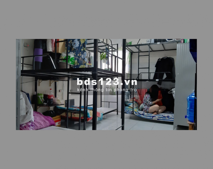 Cho Thuê KTX 700k/th có máy lạnh Gần Lotte Mart, KCX Quận 7