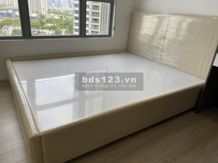 Cho thuê nhanh căn hộ Palm Heights 2 pn, 2 WC 12 triệu/tháng, 3 pn 15 triệu/tháng, lh 0932151002 Ms Thuỷ (call, zalo, viber)