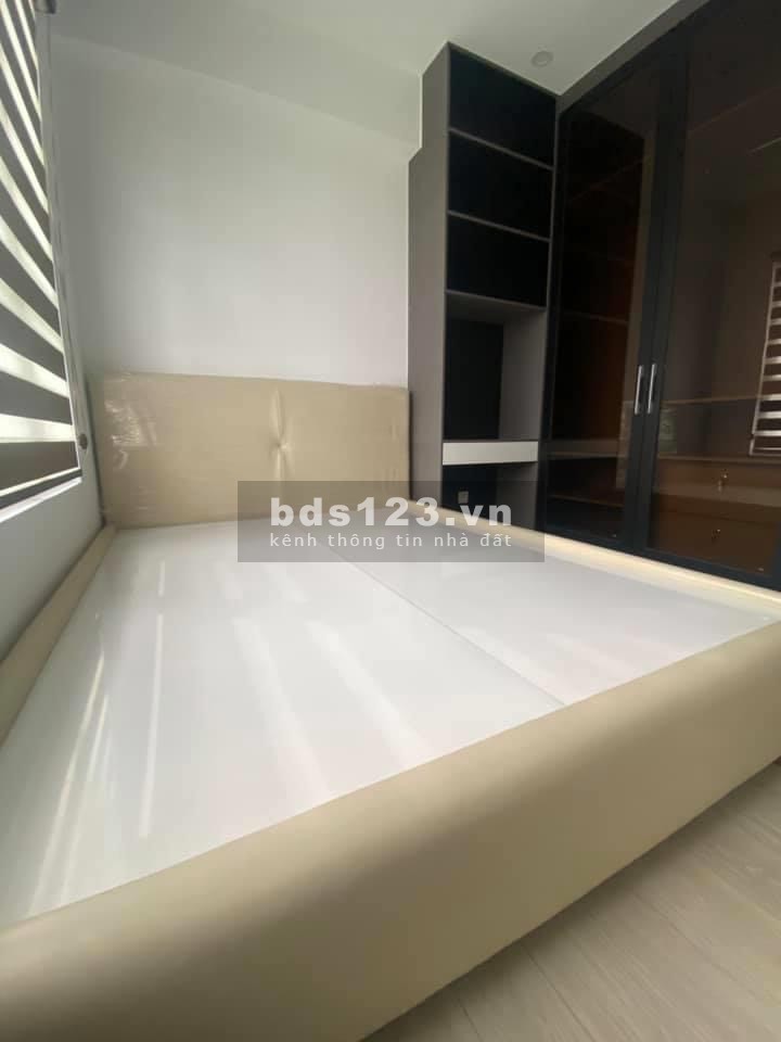 Cho thuê nhanh căn hộ Palm Heights 2 pn, 2 WC 12 triệu/tháng, 3 pn 15 triệu/tháng, lh 0932151002 Ms Thuỷ (call, zalo, viber)