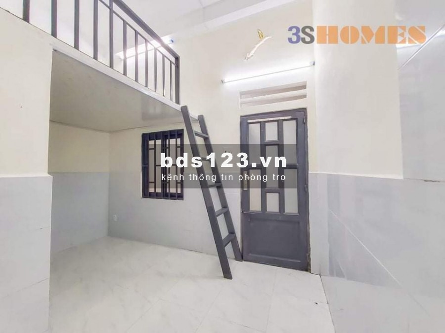 Phòng có gác giá rẻ chỉ 3tr3 gần cv Làng Hoa - Gò Vấp