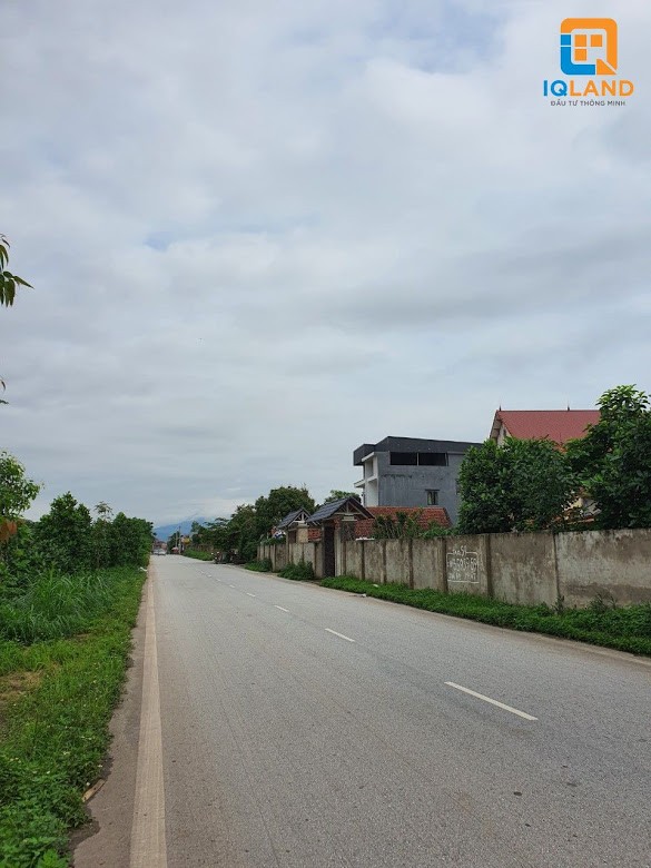 Do chuyển đổi mục đích cần bán lại lô đất 182m2 mặt bờ kênh thôn thái lai xã minh trí