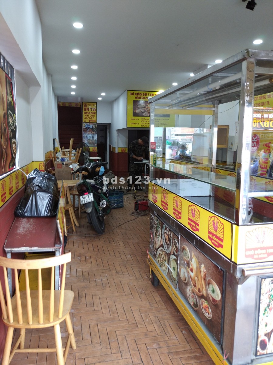 Cho thuê NNC 1 MT đường & 1 MT hẻm Cách Mạng Tháng Tám, P. 10, Q. 3.