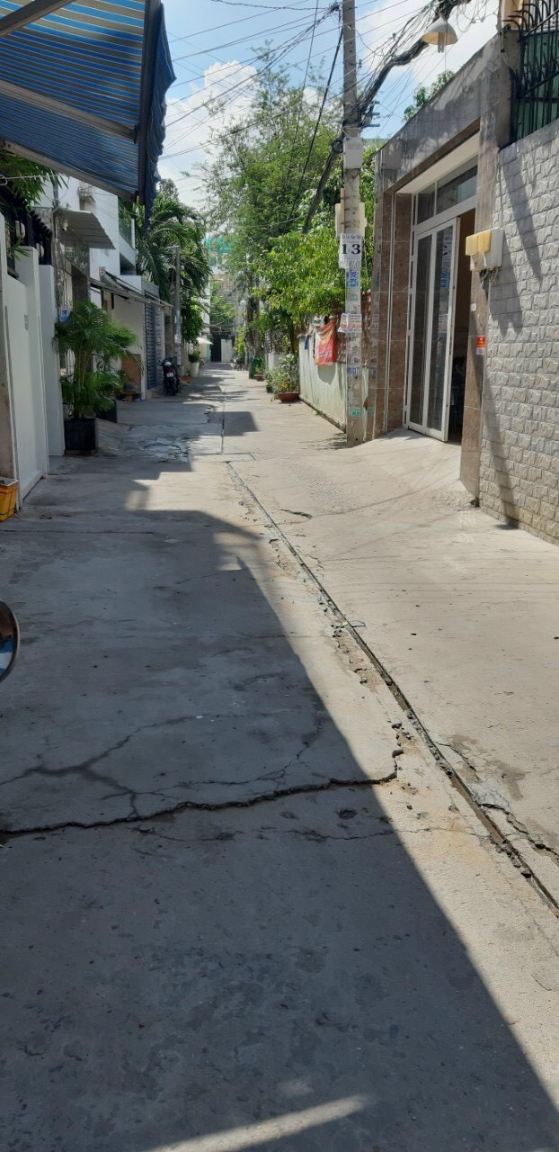 Bán nhà mặt tiền hẻm xe hơi 5m, xe hơi vào tận nhà Tân Kiểng Quận 7.