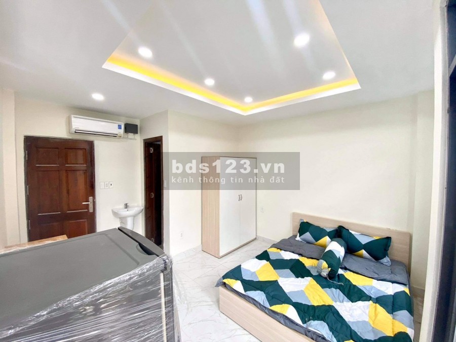 Cho thuê căn hộ Phú Nhuận ban công lê văn sỹ.