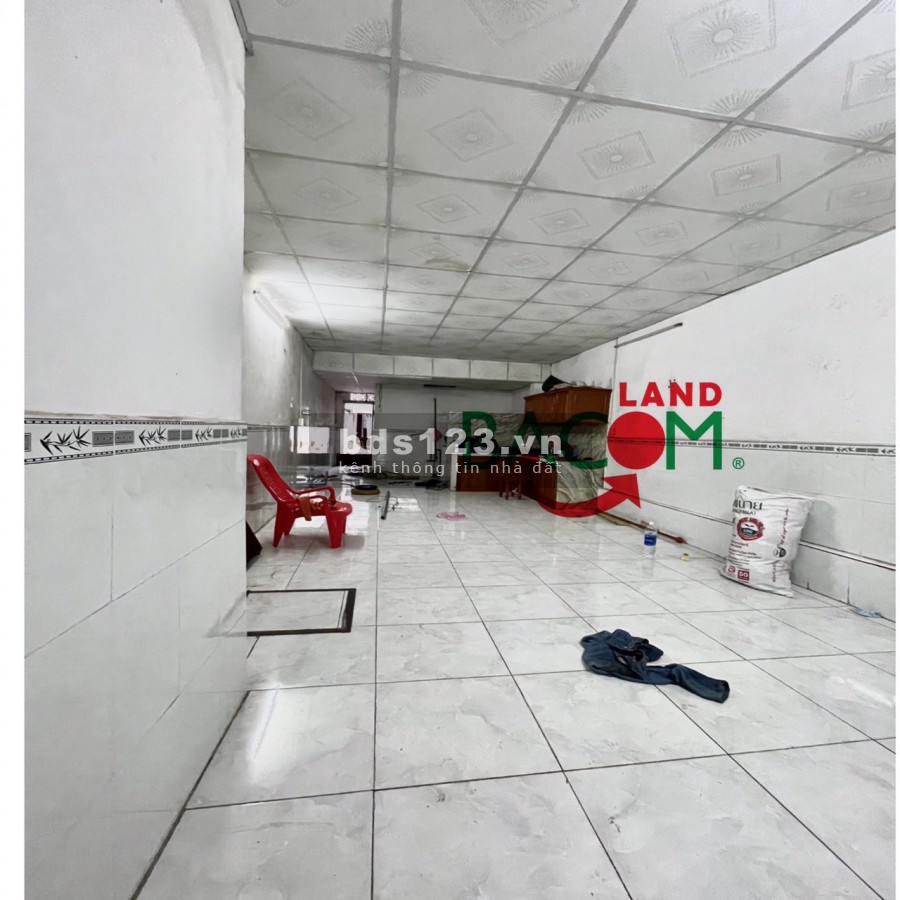 Bán nhà 2MT kinh doanh, DT 134m2 ngay mt quốc lộ 1A, P. Tân Hoà chỉ 7ty6
