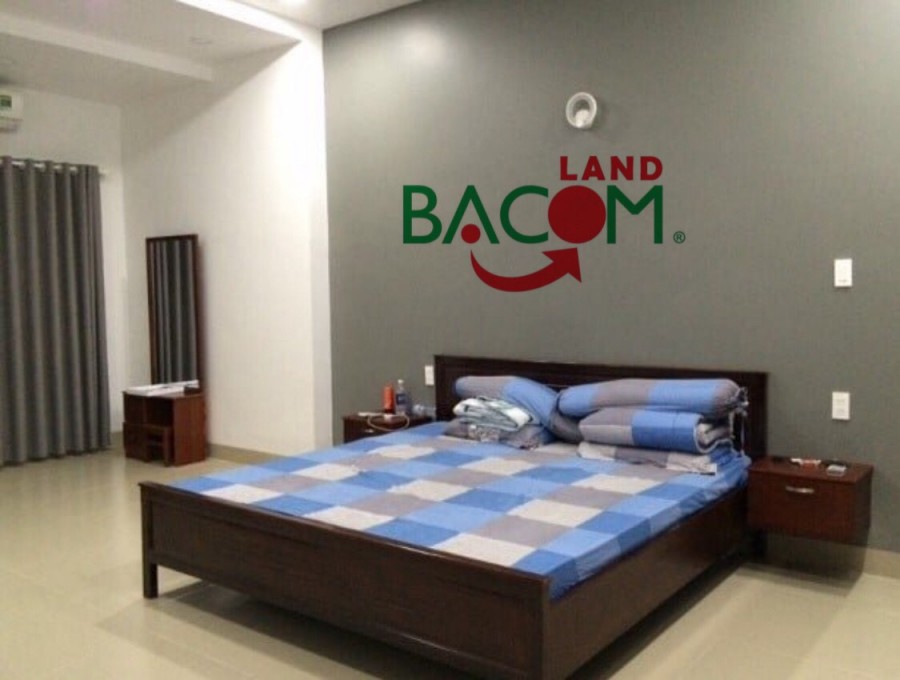 Biệt Thự sân vườn 200m2 SHR thổ cư P.Tân Phong, giá 9ty5(thương lượng)