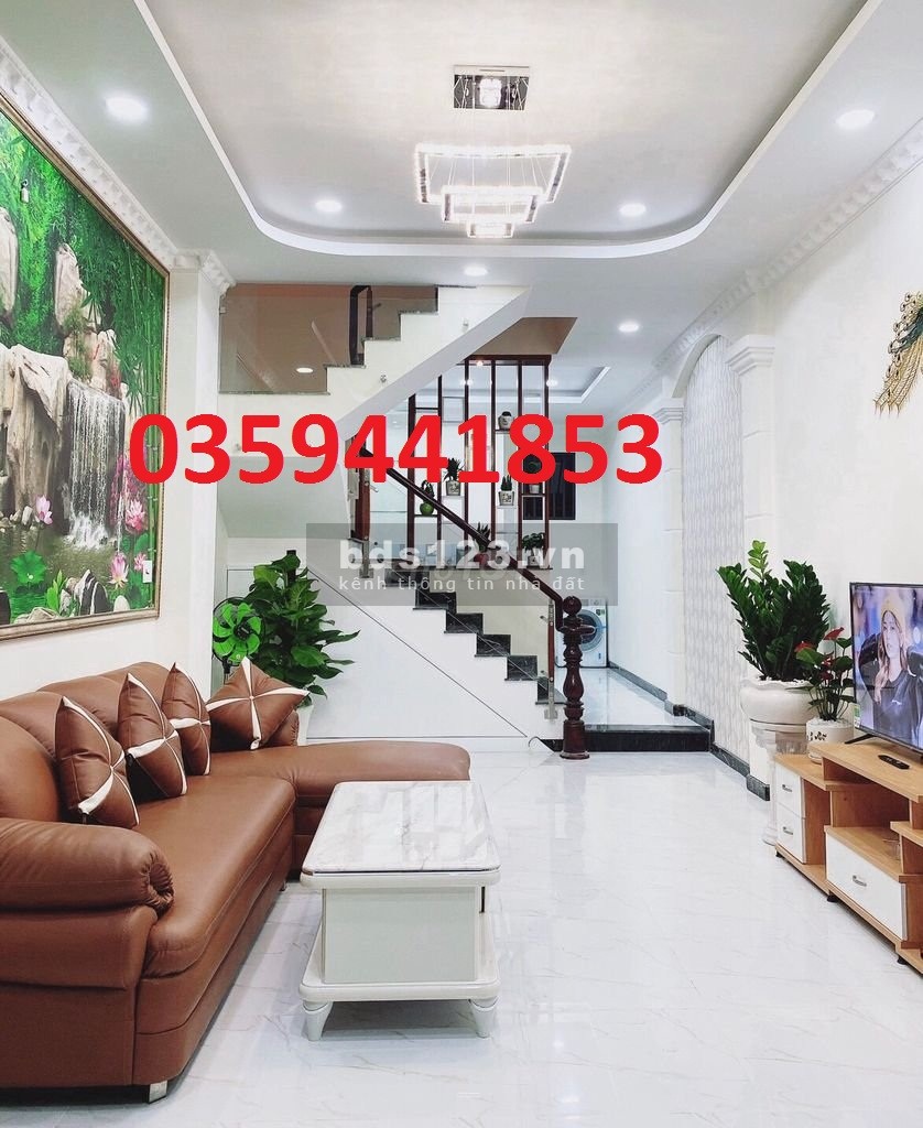 Bán gấp nhà phố gần Khu đô thị Five Star Eco City , pháp lý rõ ràng, sổ hồng trao tay