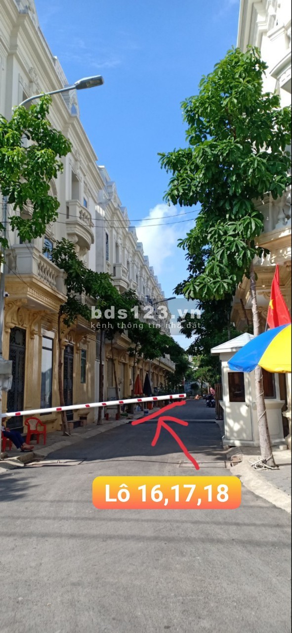 Cần bán nhà đất thuộc dự án Hoà Bình Luxury 72 Nguyễn Văn Yến, phường Tân Thới Hoà, Quận Tân Phú.