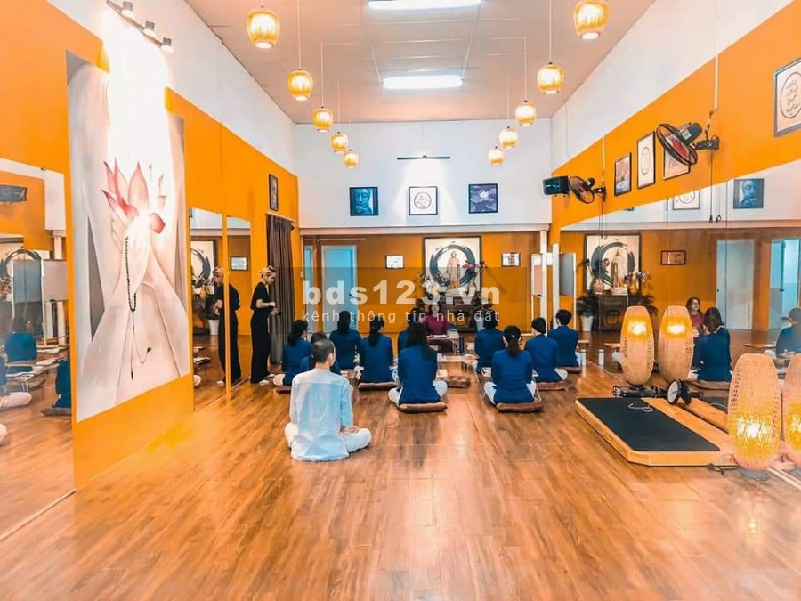 Cho thuê nhà 5x25 có gác giá 20tr đường số 10 Tân Quy, Quận 7