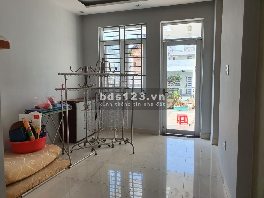 Bán nhà MT đường số 33, p.Tân Kiểng Q7, 3.5x21m, 2LST, 8.3 tỷ