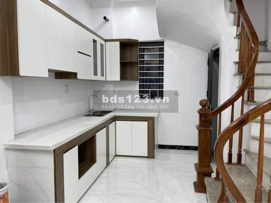 Bán nhà phố Tân Mai, nhà mới, kinh doanh tốt, diện tích 45m2, giá 3 tỷ