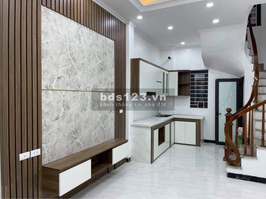 Bán nhà phố Tân Mai, nhà mới, kinh doanh tốt, diện tích 45m2, giá 3 tỷ