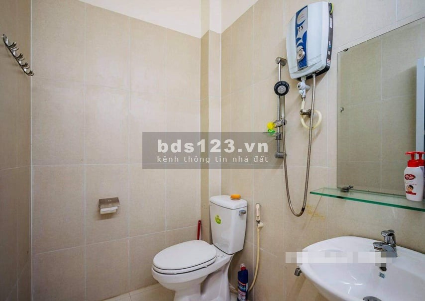 Cần bán gấp nhà mặt tiền Đinh Tiên Hoàng 40m2, 5.8 tỷ.
