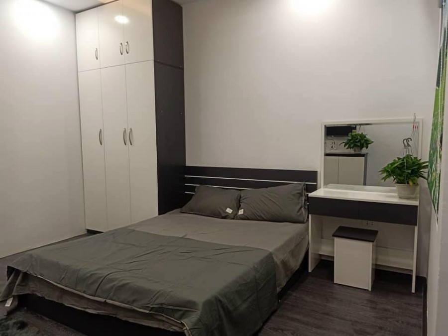 Cần Bán Nhà Riêng Đường Láng, Q.Đống Đa 60m2X5T 6.9 Tỷ, Gần Phố.