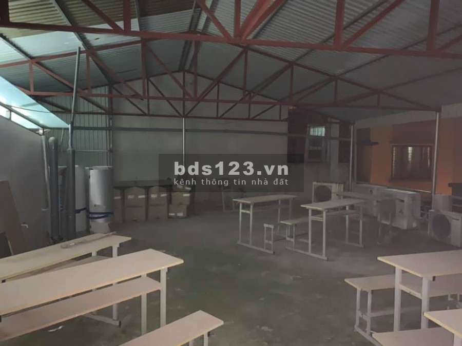 Bán nhà Trung tâm Quận Long Biên ô tô đỗ cửa mặt tiền 10.3m kinh doanh cực đỉnh