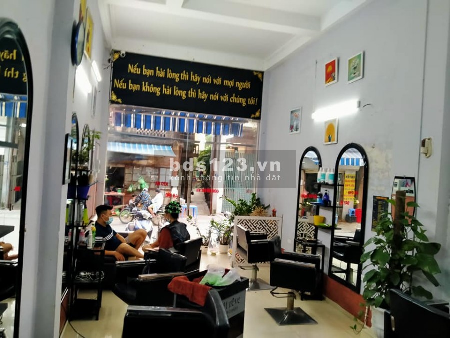 Bán nhà Lê lợi, DT 40mx5, vị trí kinh doanh đắc địa, ôtô đỗ cửa, cho thuê 360tr/năm
