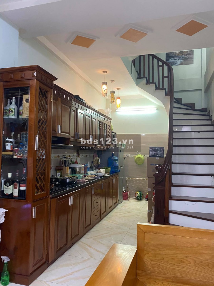 Mình bán nhà Thanh Lân. 35m2, 4 tầng, 2.87 tỷ.