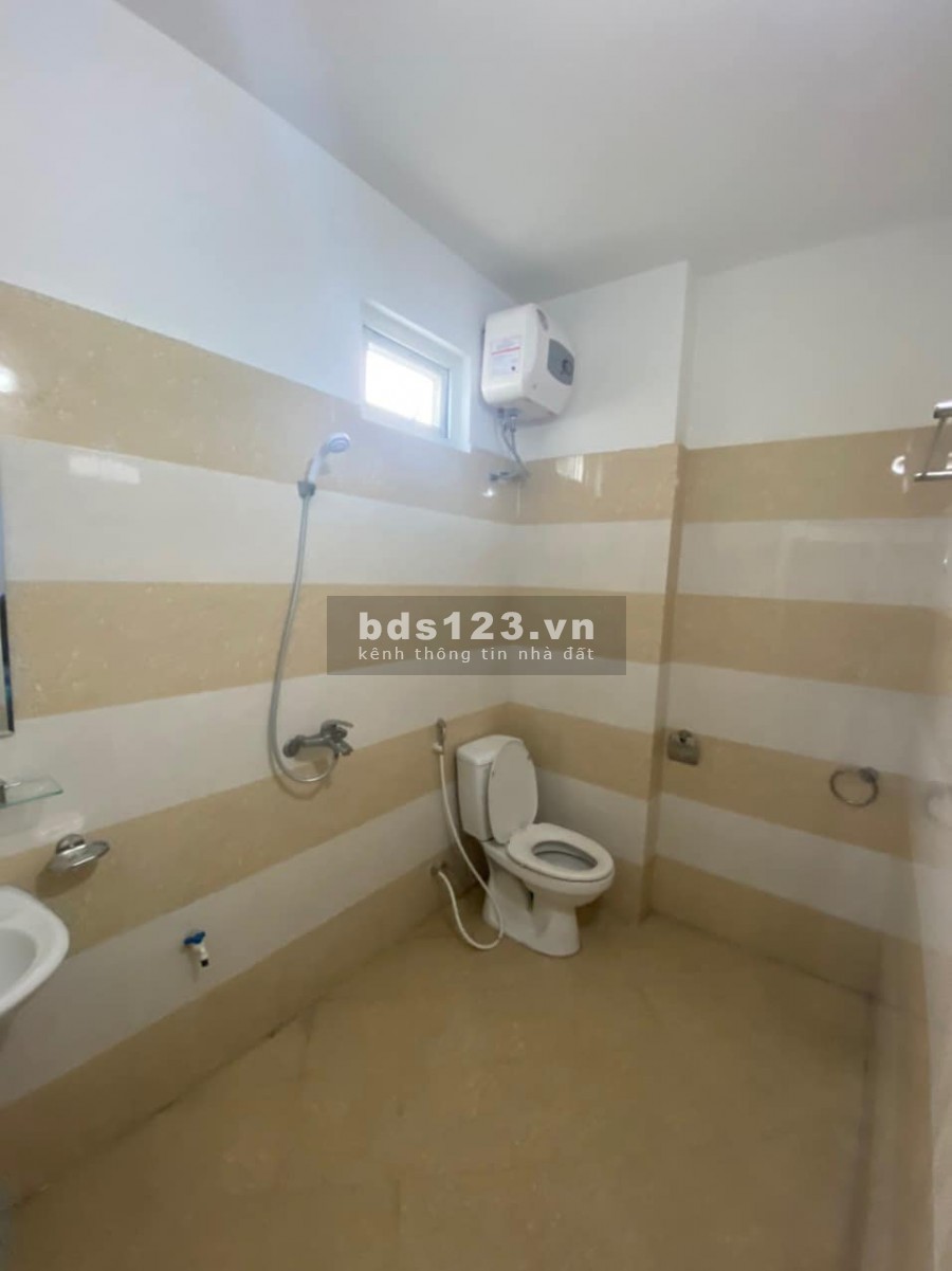 Bán nhà Lê Đức Thọ, Từ Liêm, ngõ thông ô tô qua, kinh doanh tốt, giá 4.5 tỷ