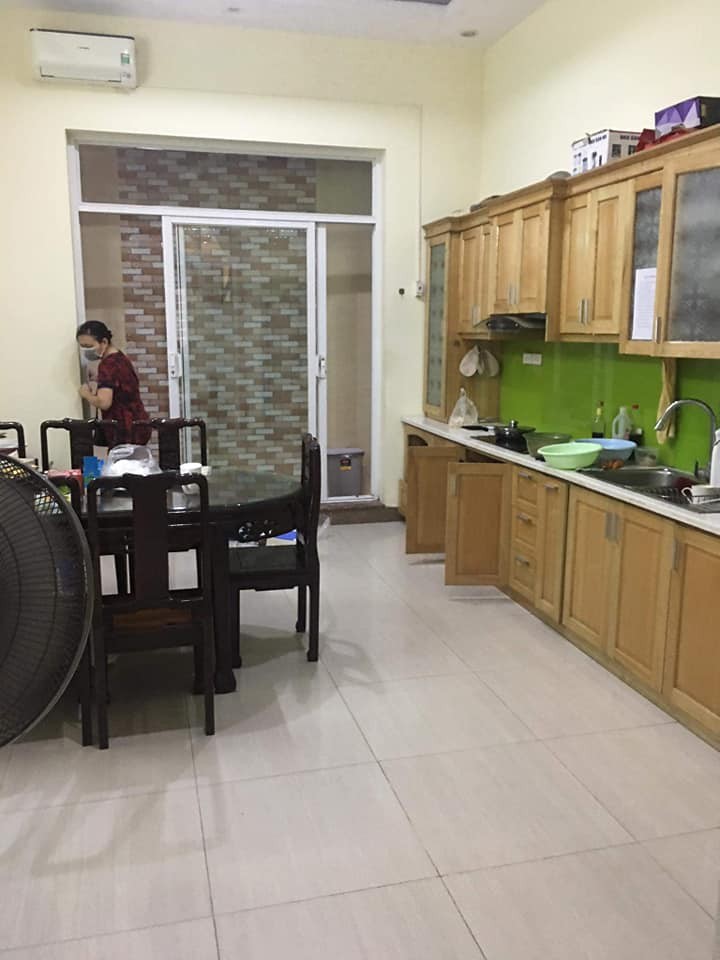 Bán nhà hiếm Thái hà, Đống Đa, 3 mặt thoáng, kinh doanh ô tô tránh, dt 63m, 5 tầng, mt 4m, giá 14 tỷ