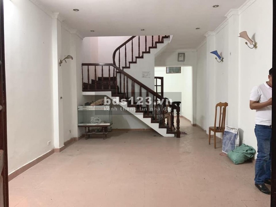 Bán nhà Trường Chinh, phân lô, ô tô đỗ cửa 2 mặt tiền hiếm có, 5 tầng
