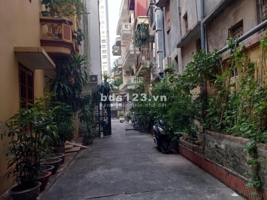 Bán nhà Trường Chinh, phân lô, ô tô đỗ cửa 2 mặt tiền hiếm có, 5 tầng