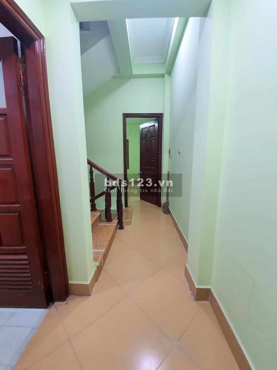 Ô tô đổ cửa 2 mặt ngõ, thoáng vĩnh viễn, nhà đẹp, cách 1 nhà ra phố, kinh doanh văn phòng