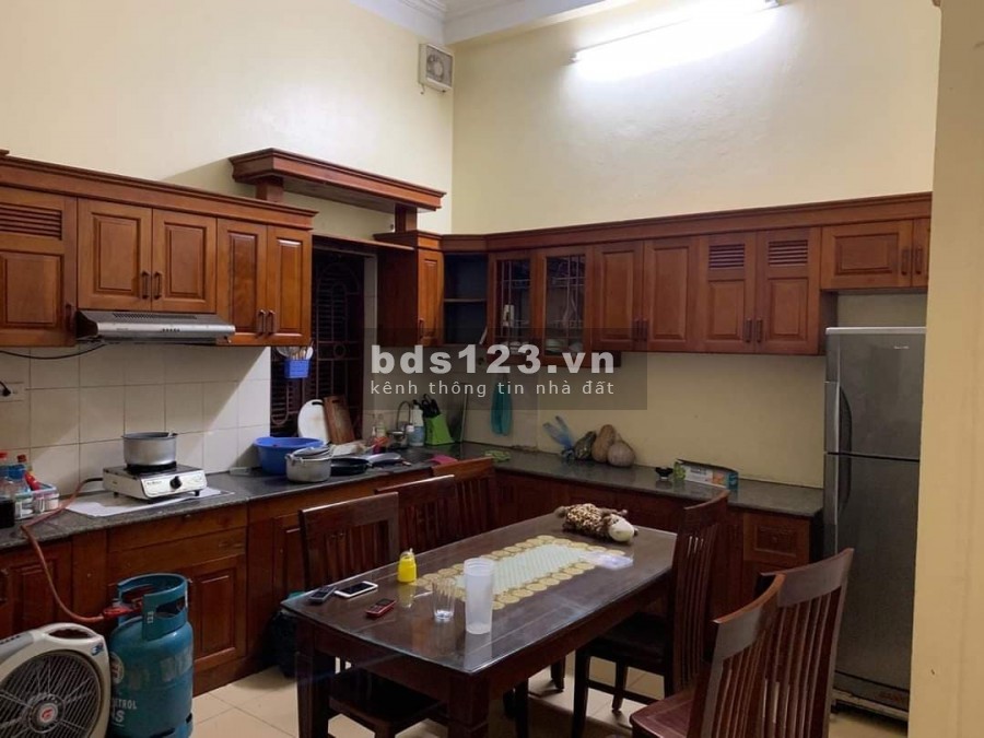 Bán gấp phố Định Công ô tô đỗ cửa, kinh doanh tốt, dt 8m2, giá chỉ nhỉnh 7 tỷ
