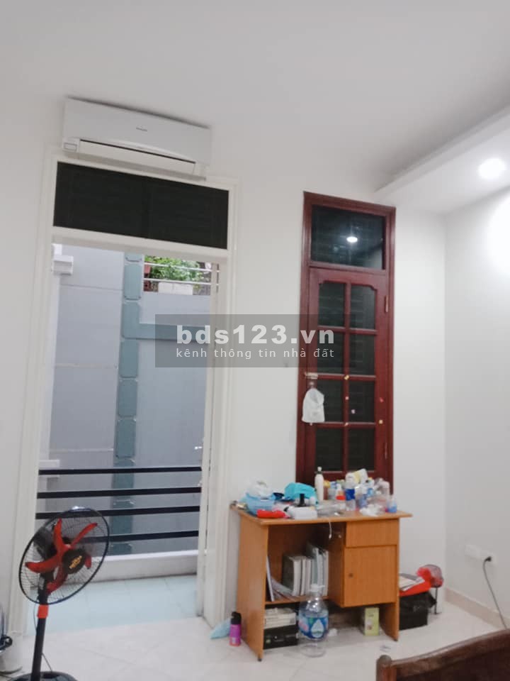 Bán nhà đường Phạm Văn Đồng, kinh doanh hiệu thuốc, diện tích 47m2, mặt tiền 4.7m. giá 5.2 tỷ