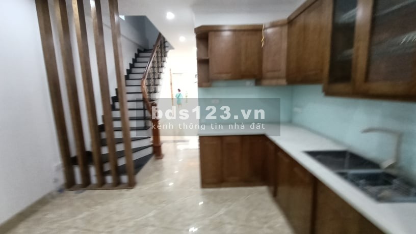 Bán Nhà An Dương Vương, Lô Góc, Ôtô Đỗ Cửa, DT 50m2 x 5 Tầng, Giá 5.7 Tỷ.