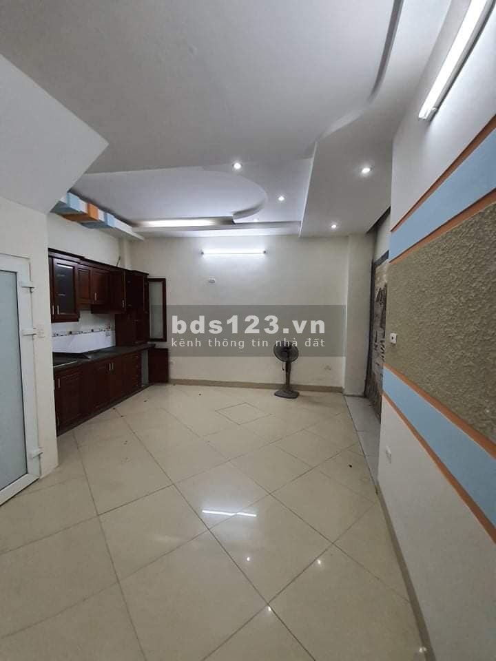 Bán gấp nhà Tôn Đức Thắng, cách 20m ra ô tô 43m2x5TxMT4.1m, 4.1tỷ