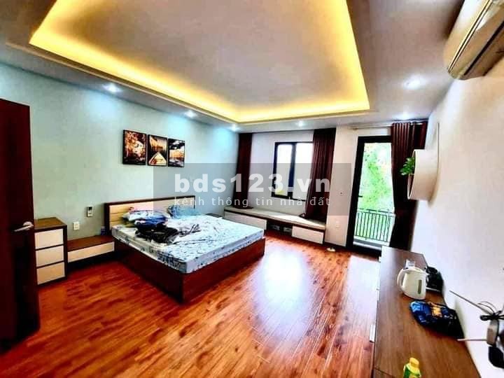 Bán nhà phân lô VIP Phố Trung Kính, Cầu Giấy, 6 tầng, mặt tiền 5.5m, ô tô vào
