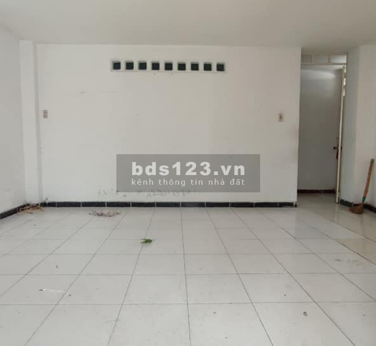 Giá Tốt! HXH Lý Thường Kiệt, P.4, GV 62m2(5mx11,5mx4tầng) 5,5tỷ