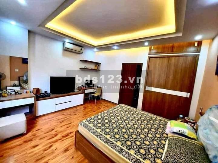 Bán nhà phân lô VIP Phố Trung Kính, Cầu Giấy, 6 tầng, mặt tiền 5.5m, ô tô vào