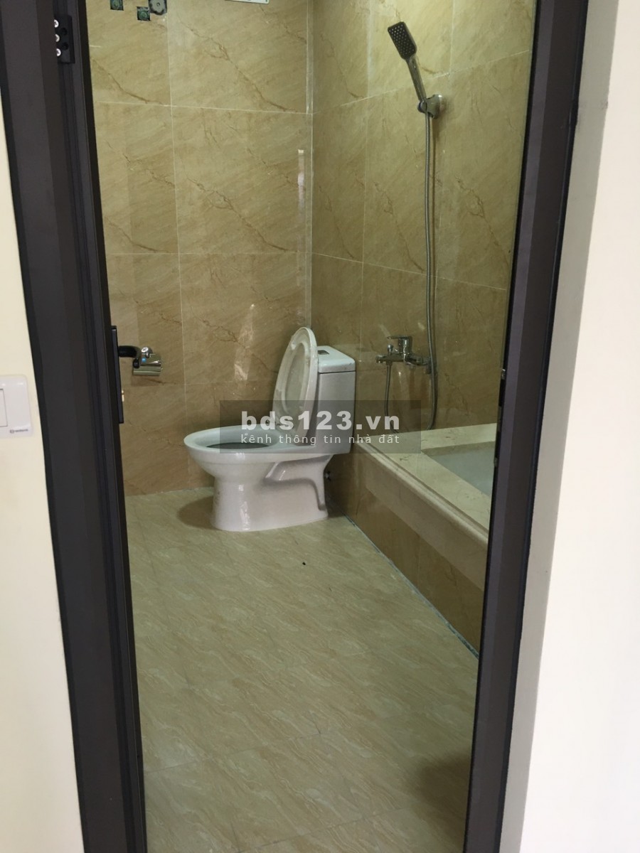 Ra hàng 68 căn Cự Khối Phúc Lợi, Long Biên. DT 30-38M2, 4-5T, giá 1.8-2.5 tỷ. Nhà mới 99%
