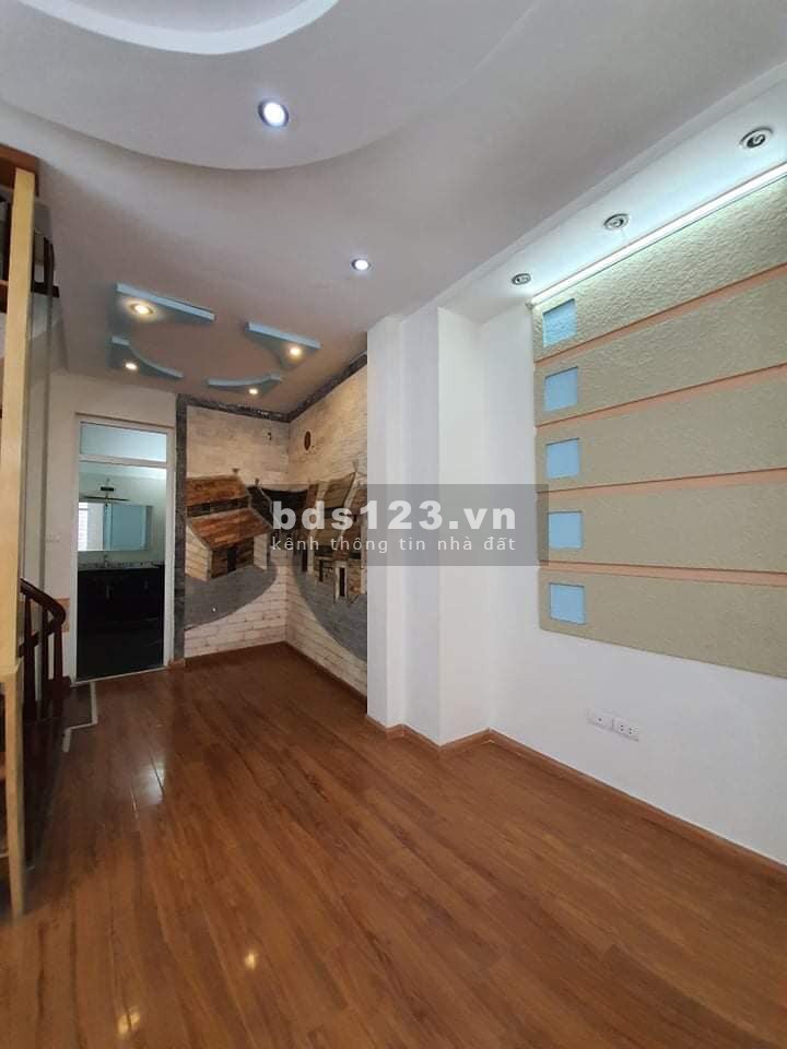 Bán gấp nhà Tôn Đức Thắng, cách 20m ra ô tô 43m2x5TxMT4.1m, 4.1tỷ