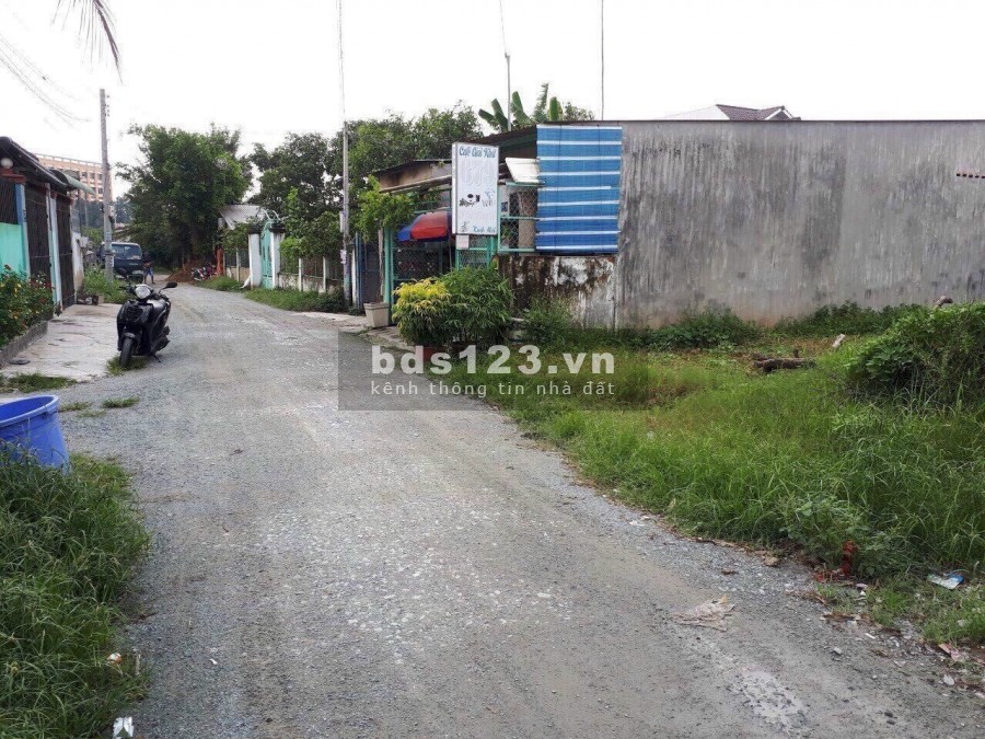 Cần tiền nên ra đi gấp lô đất Hóc Môn 133m2 giá 930 triệu