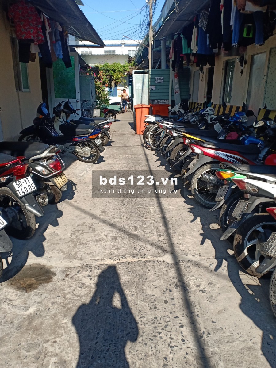 Phòng KTX máy lạnh Quận 7 giá từ 650k